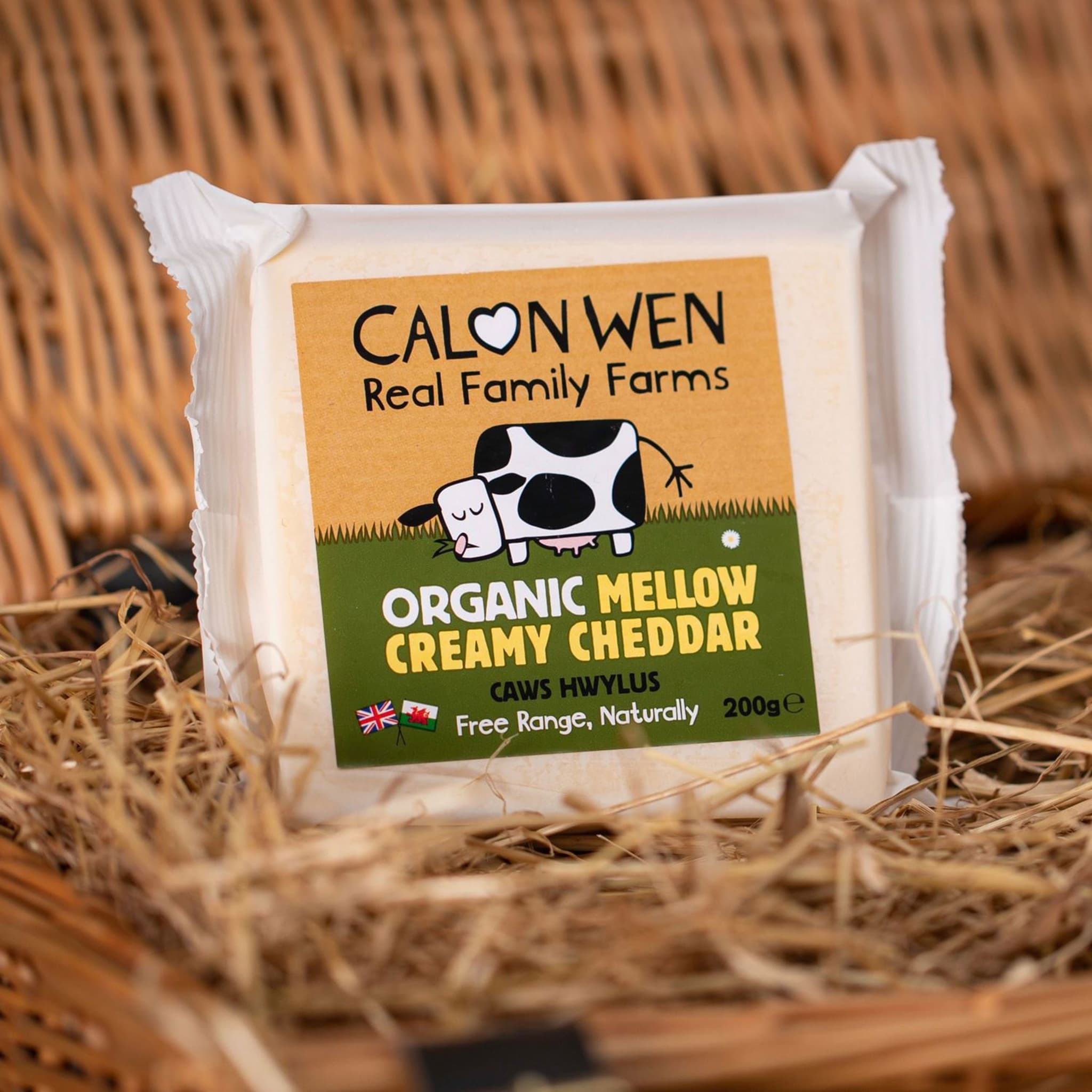 Calon Wen Organic Mellow Cheddar