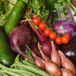 Image of Large Organic Veg Box-No Potatoes
