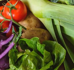 Image of Large Organic Veg Box-Potatoes